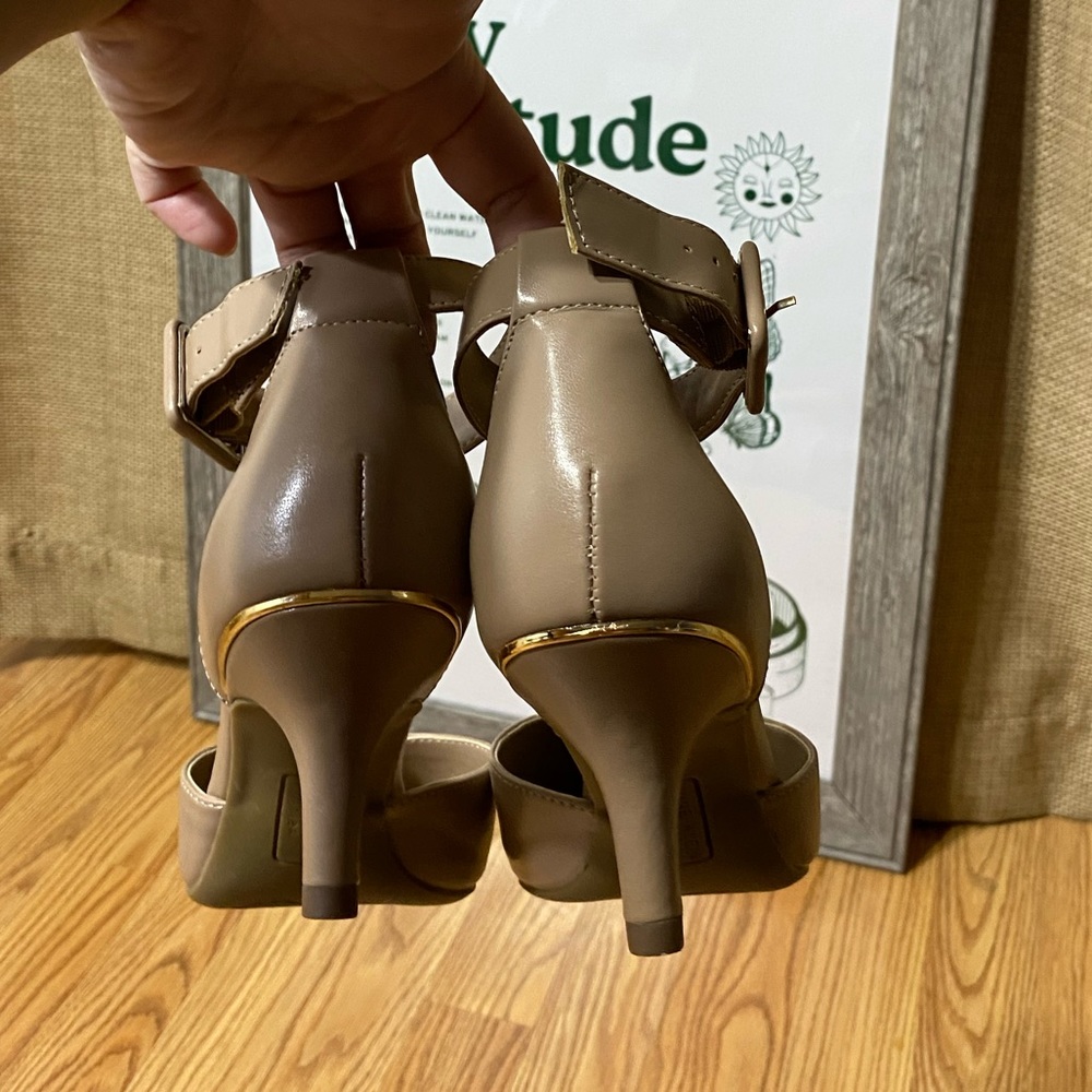 NWOT Ann Klein Nude Kitten Heels | Women’s Size 7.5 - Picture 5 of 7